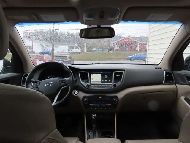 2017 Hyundai Tucson AWD - Photo 9