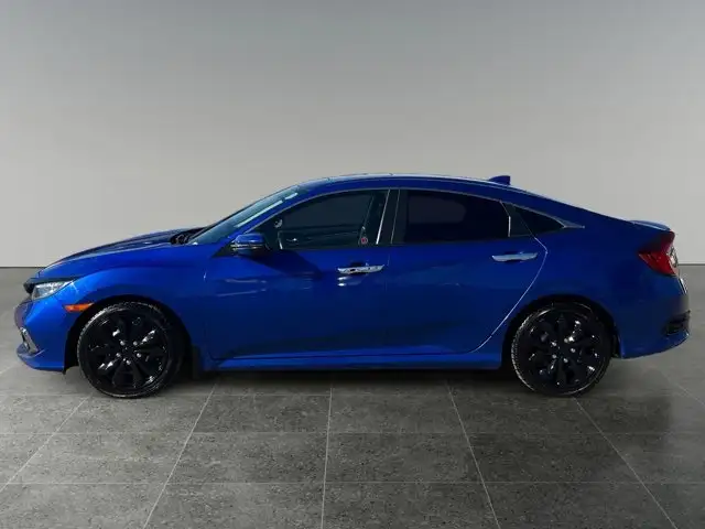 2021 Honda Civic Sedan Touring / FWD - Photo 2