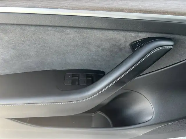 2022 Tesla Model 3 Performance / AWD - Photo 12