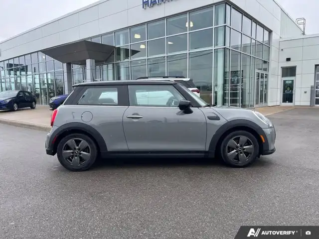 2022 MINI 3 Door Cooper - Photo 3