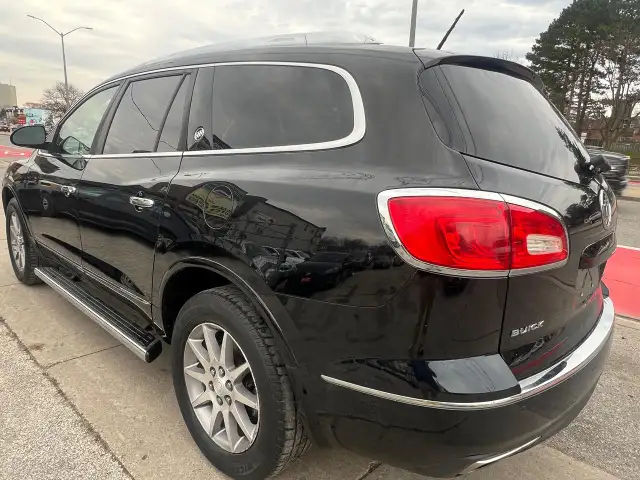 2017 Buick Enclave LEATHER -BACK CAM-BLUETOOTH-HEATED SEATS - Photo 5