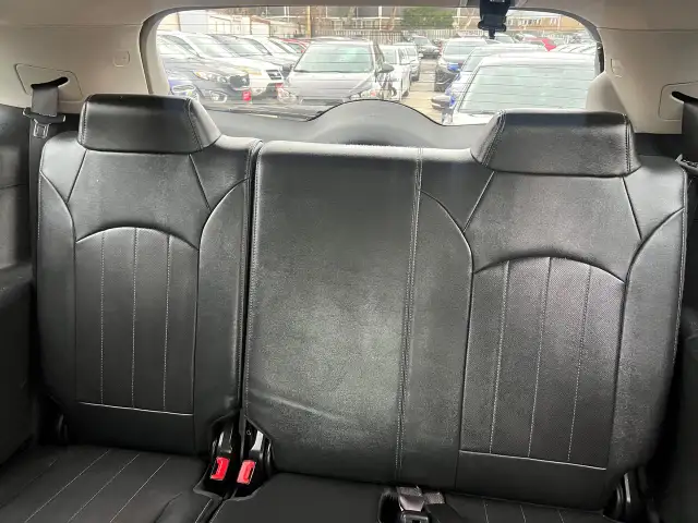 2017 Buick Enclave LEATHER -BACK CAM-BLUETOOTH-HEATED SEATS - Photo 13