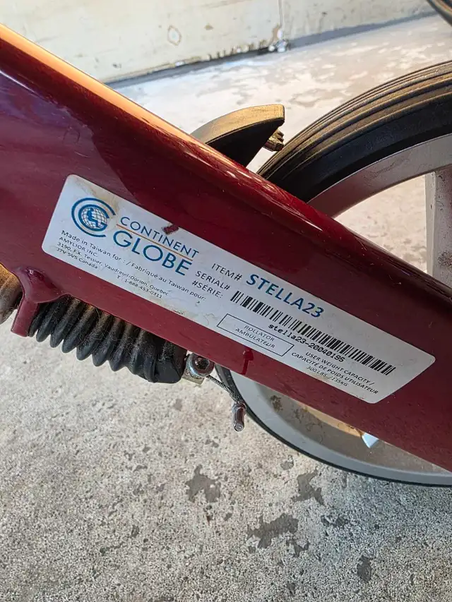 Stella Walker with 23' Seat and storage bag - Photo 7