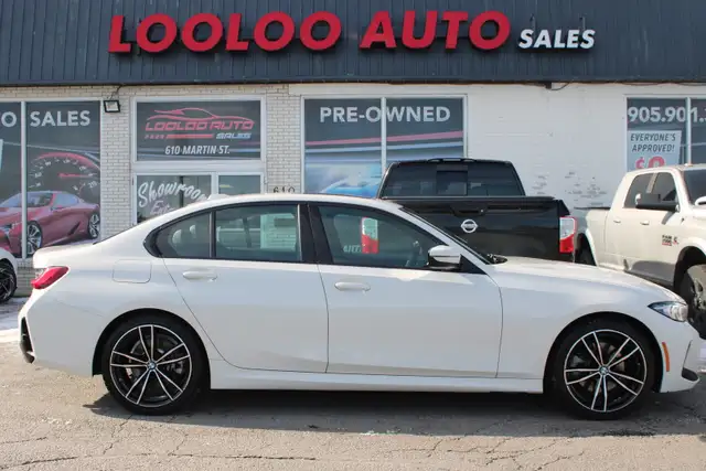 2023 BMW 3-Series - Photo 8