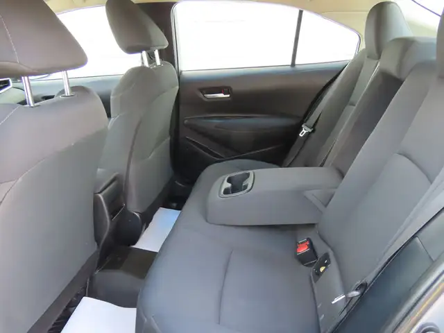 2021 Toyota Corolla LE - Photo 6