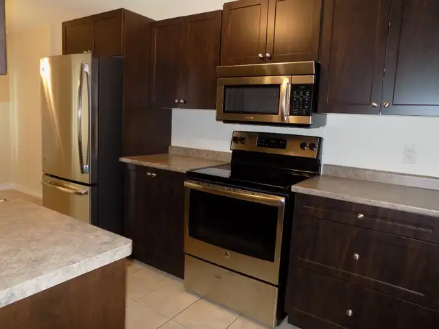 2 bedroom apartment in new sudbury - Photo 2