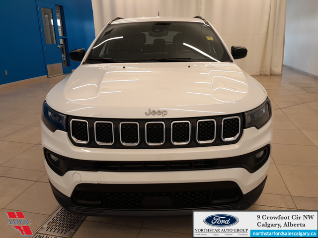 2023 Jeep Compass North HEATED CLOTH SEATS - HEATED STEERING WHE - Photo 2
