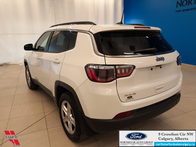 2023 Jeep Compass North HEATED CLOTH SEATS - HEATED STEERING WHE - Photo 7