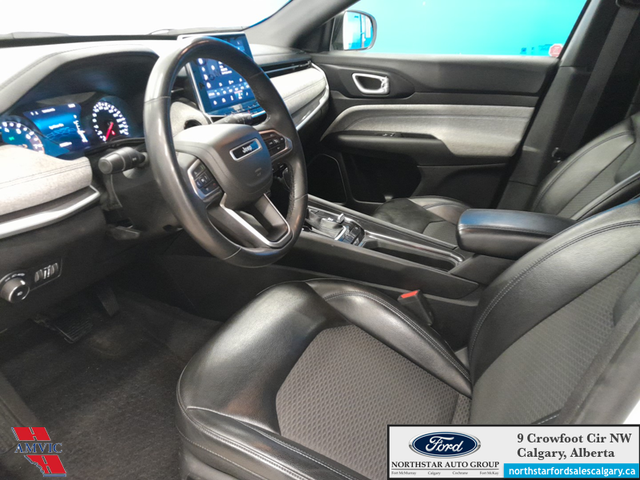2023 Jeep Compass North HEATED CLOTH SEATS - HEATED STEERING WHE - Photo 10