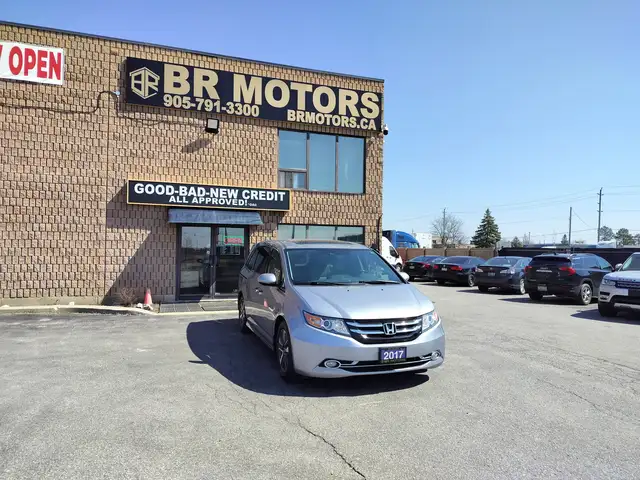 2017 Honda Odyssey No Accidents Reported | Touring | Sun Roof | - Photo 3