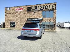 2017 Honda Odyssey No Accidents Reported | Touring | Sun Roof | - Photo 4
