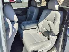 2017 Honda Odyssey No Accidents Reported | Touring | Sun Roof | - Photo 26