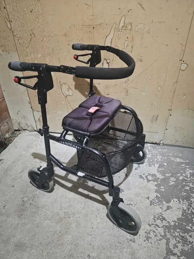 Nexus Walker with basket