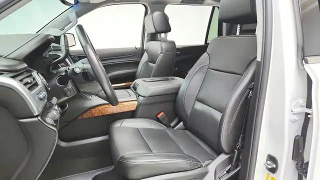 2018 Chevrolet Tahoe Premier - Photo 18