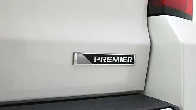 2018 Chevrolet Tahoe Premier - Photo 30