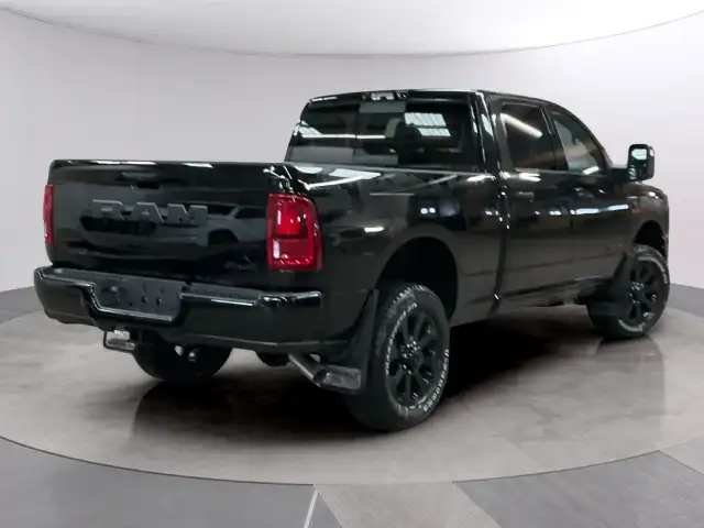 2026 Ram 2500 - Photo 4