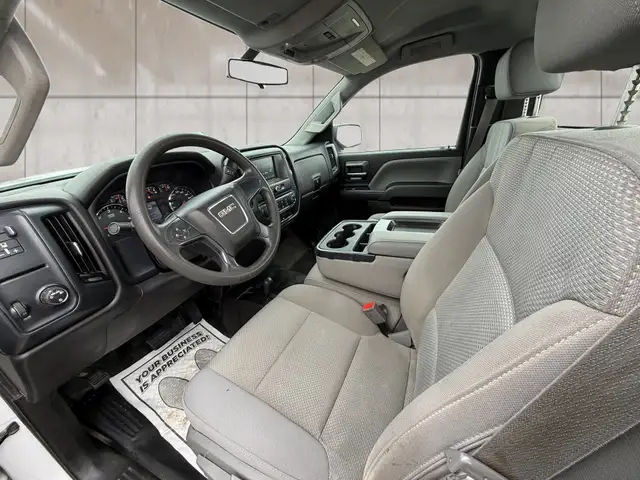 2016 GMC Sierra 2500HD 4WD Reg Cab 133.6' - Photo 7