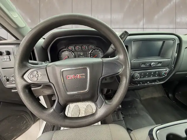 2016 GMC Sierra 2500HD 4WD Reg Cab 133.6' - Photo 8