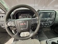 2016 GMC Sierra 2500HD 4WD Reg Cab 133.6' - Photo 8