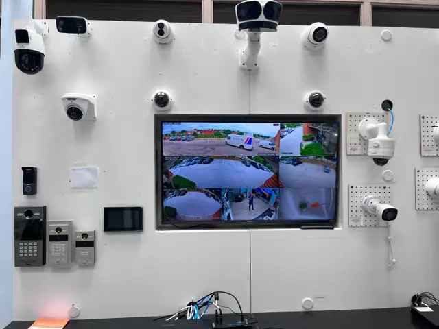 Security Camera Systems installation in Toronto - Photo 5