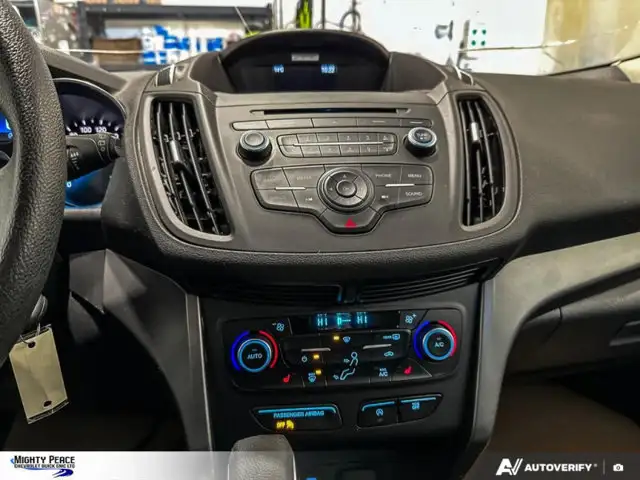 2018 Ford Escape SE - Photo 18