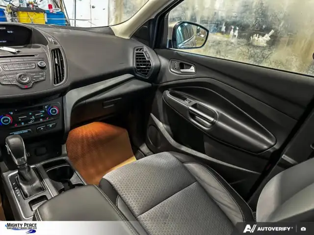 2018 Ford Escape SE - Photo 24