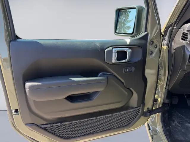 2026 Jeep Wrangler Sport - Photo 14