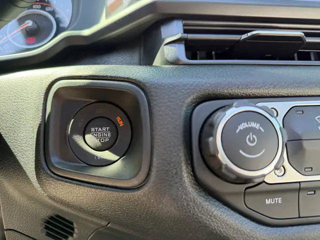 2026 Jeep Wrangler Sport - Photo 25