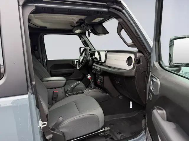 2026 Jeep Wrangler Willys - Photo 10