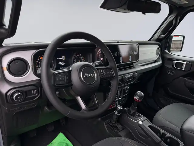 2026 Jeep Wrangler Willys - Photo 11