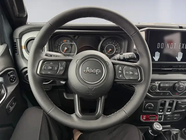 2026 Jeep Wrangler Willys - Photo 15