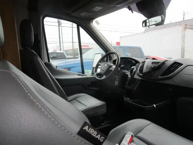 Ford Transit-250 T-250 148' Hi Rf 9000 GVWR Sliding RH Dr financ - Photo 5