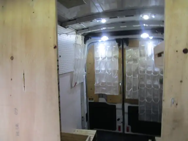 Ford Transit-250 T-250 148' Hi Rf 9000 GVWR Sliding RH Dr financ - Photo 6