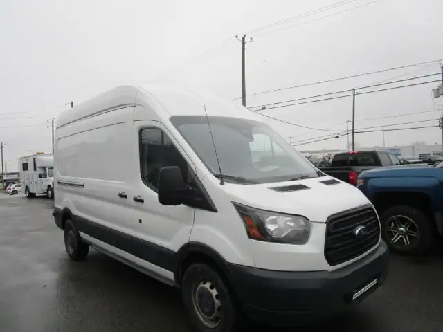 Ford Transit-250 T-250 148' Hi Rf 9000 GVWR Sliding RH Dr financ - Photo 8