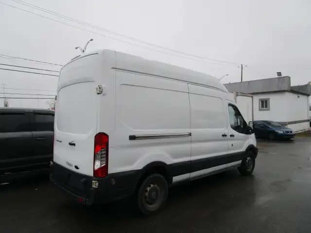 Ford Transit-250 T-250 148' Hi Rf 9000 GVWR Sliding RH Dr financ - Photo 10