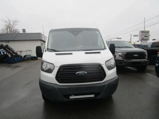 Ford Transit-250 T-250 148' Hi Rf 9000 GVWR Sliding RH Dr financ - Photo 15