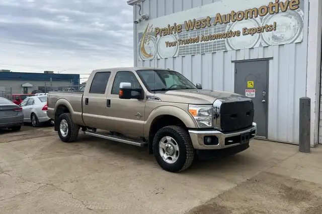 2011 Ford Super Duty F-350 SRW XLT Crew Cab 6.7L V8 - No Reporte - Photo 3