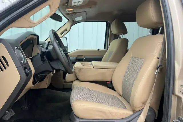 2011 Ford Super Duty F-350 SRW XLT Crew Cab 6.7L V8 - No Reporte - Photo 11