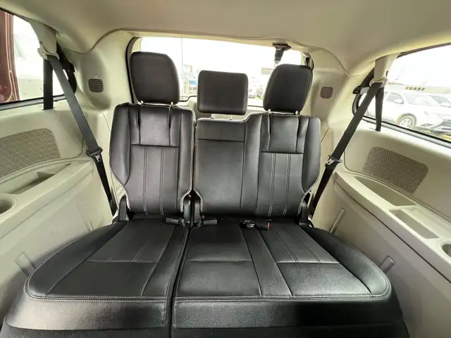 2019 Dodge Grand Caravan Crew - 7 Passenger - Photo 19