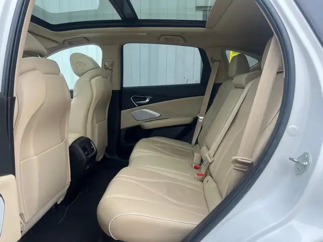 2021 Acura RDX Platinum Elite AWD - No Reported Accidents - Photo 16