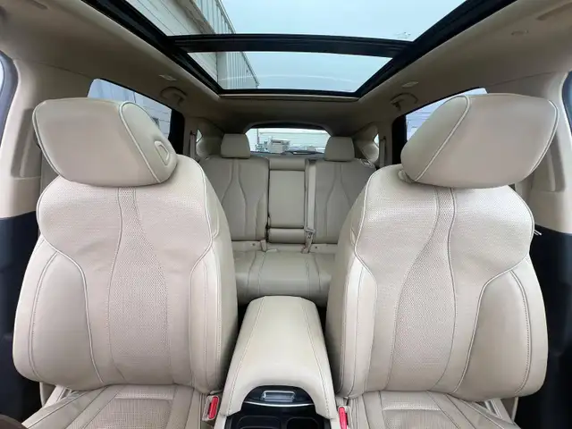 2021 Acura RDX Platinum Elite AWD - No Reported Accidents - Photo 21