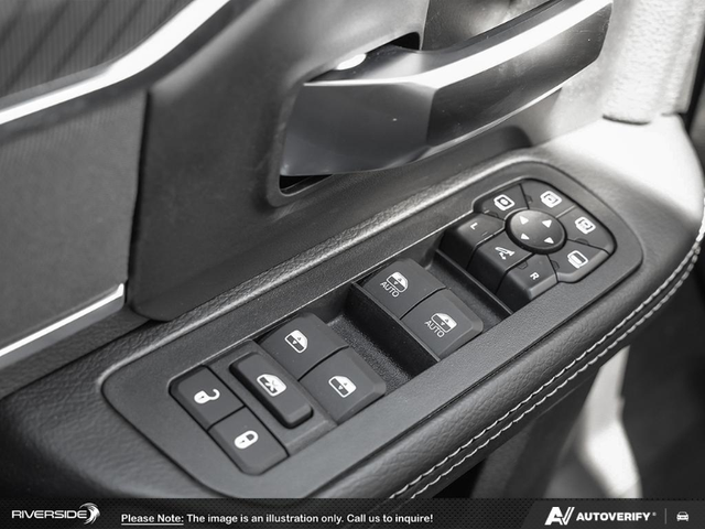 2026 RAM 3500 Big Horn - Photo 15