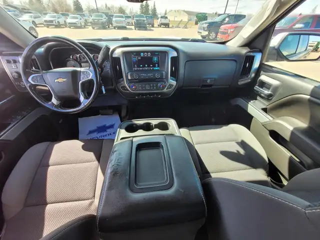 2016 Chevrolet Silverado 1500 Crew Cab Short Box 4-Wheel Drive L - Photo 7
