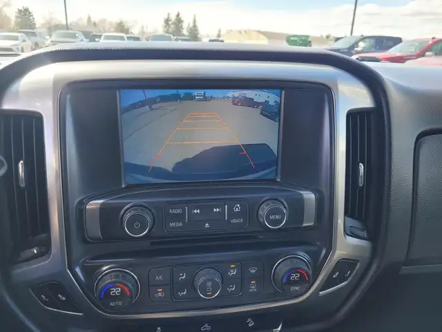 2016 Chevrolet Silverado 1500 Crew Cab Short Box 4-Wheel Drive L - Photo 14