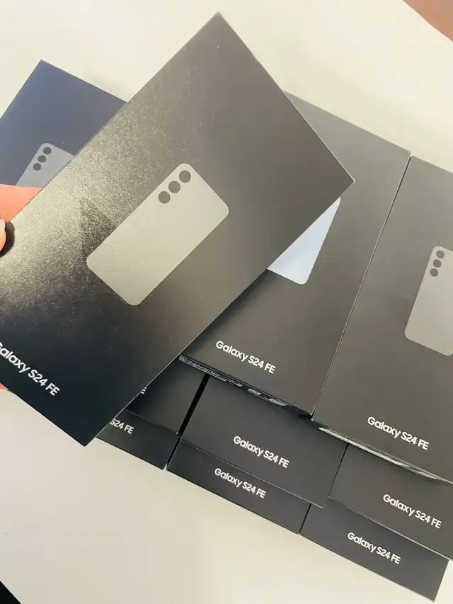 SAMSUNG S24 FE 128GB - NEW IN BOX - $550 - 1 year warranty