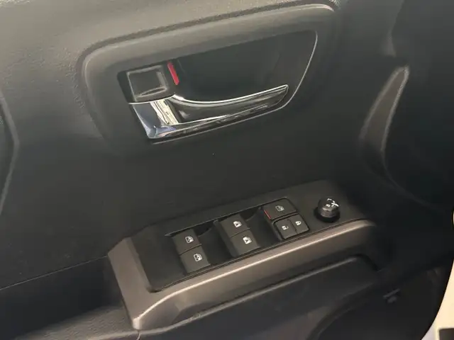 2023 Toyota Tacoma - Photo 15