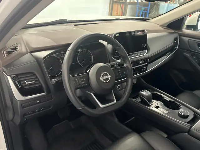 2023 Nissan Rogue - Photo 11