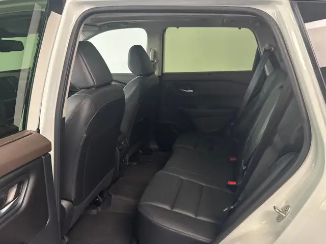 2023 Nissan Rogue - Photo 18