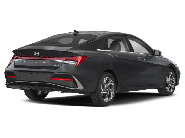 2024 Hyundai Elantra - Photo 2