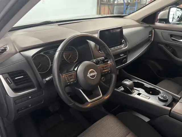 2023 Nissan Rogue - Photo 10